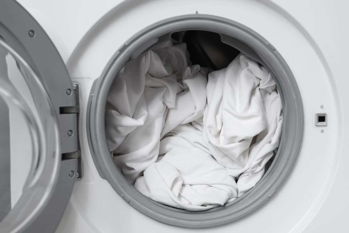 Scelta del detersivo e centrifuga: dettagli da non trascurare