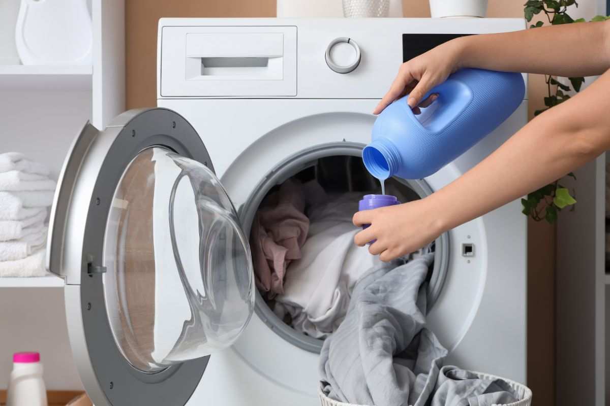 Lenzuola in lavatrice, sei sicuro di liberarle dai germi? Succede solo a questa temperatura (ma pochi lo sanno)