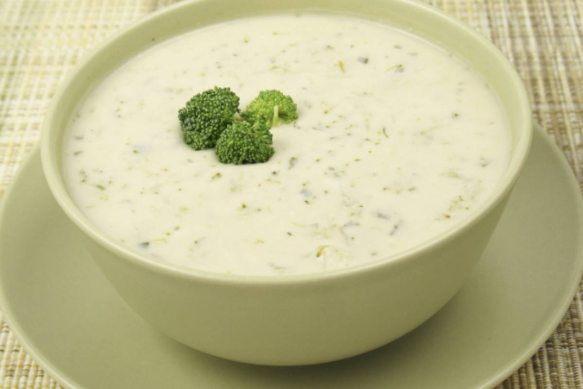 Il finocchio è un ortaggio ricco di antiossidanti e composti con azione depurativa, utili per stimolare il metabolismo e favorire la digestione.